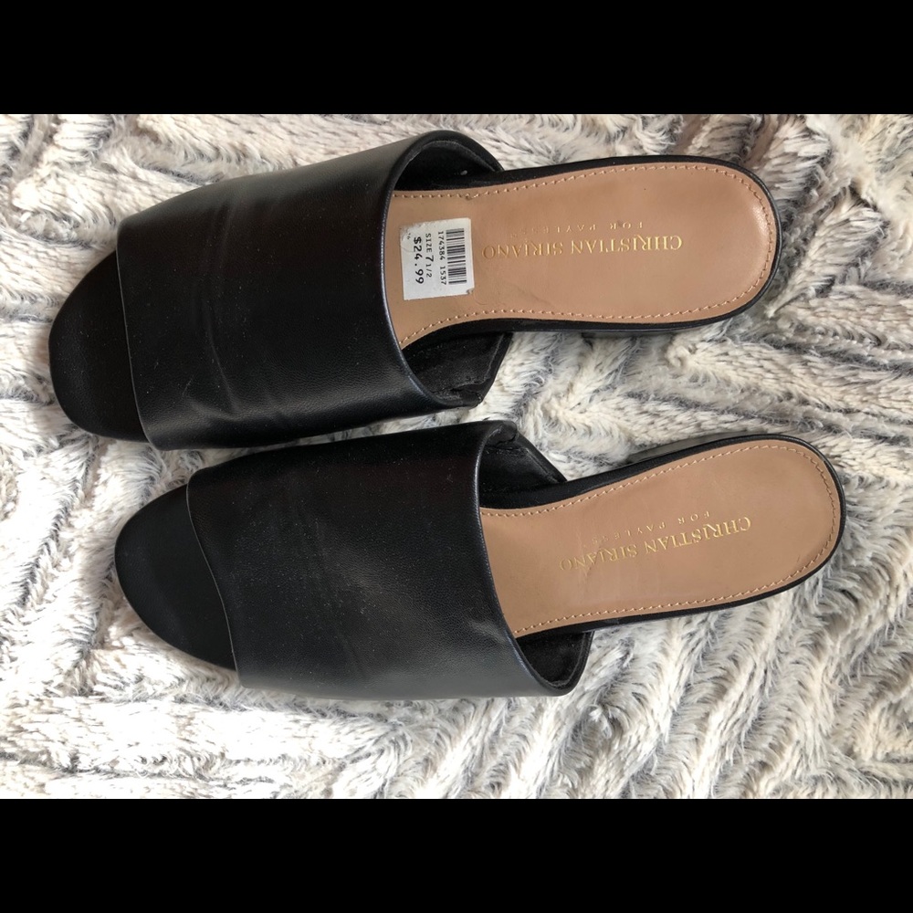 Black sandals